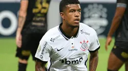 Léo Natel não vai estar entre os 11 titulares - Foto: Kely Pereira/AGIF.