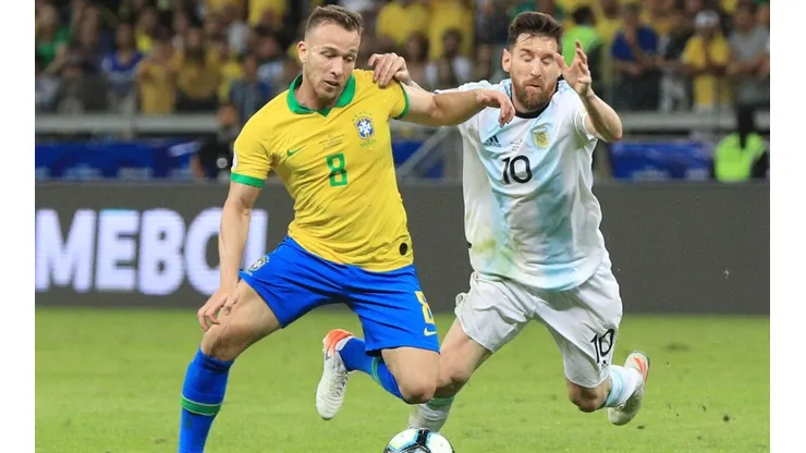 Brasil e Argentina se enfrentaram nas semifinais da última Copa América (Foto: Getty Images)