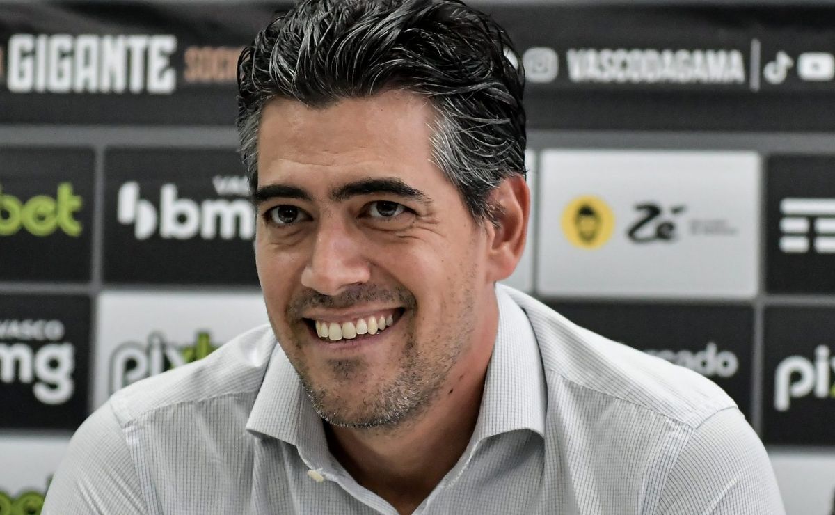 R$ 3 milhões: Bracks negocia contratação do colombiano Jefferson Díaz