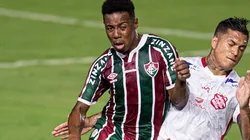 Wellington vem atuando pelo rival - Foto: Jorge Rodrigues/AGIF.