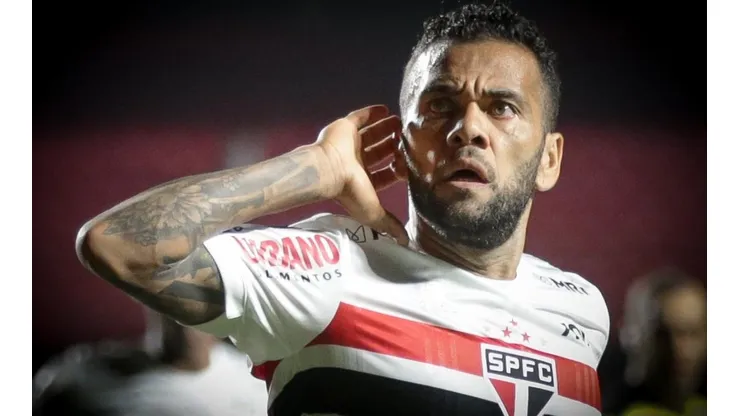 Medalhão quer jogar o Mundial em 2022 - Foto: Marcello Zambrana/AGIF.