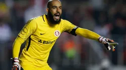 Goleiro passou por cirurgia na região lombar (Foto: Getty Images)