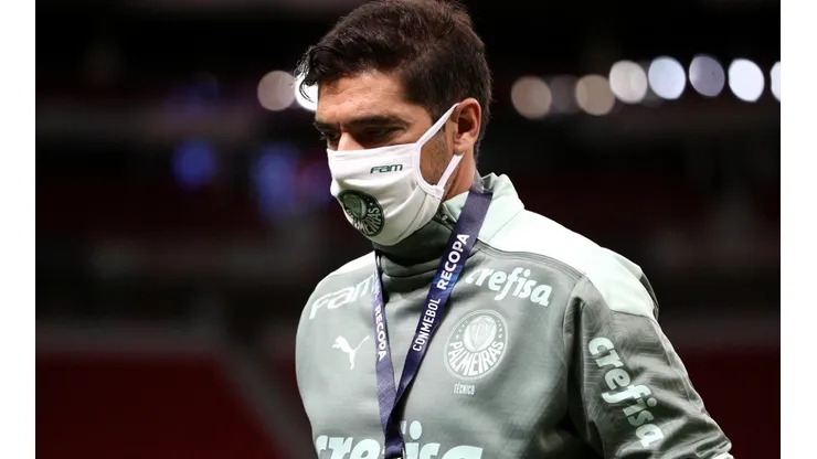 Após o Palmeiras perder o segundo título em três dias, Abel Ferreira exigiu reforços, segundo colunista