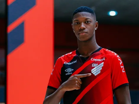 Com Babi e Marcinho, Athletico envia lista de 50 nomes à Conmebol