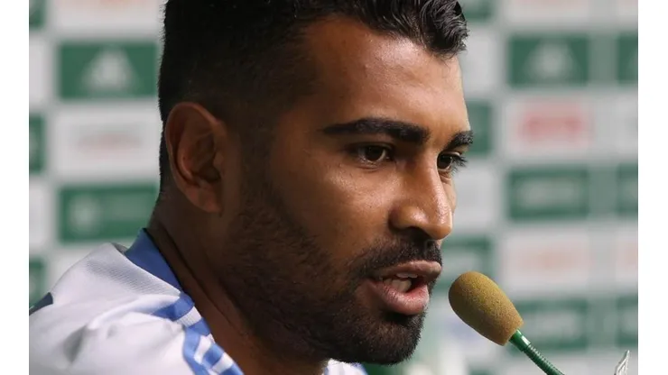 Thiago Santos deve buscar a titularidade no Imortal - Foto: Flickr Oficial do Palmeiras/Divulgação.