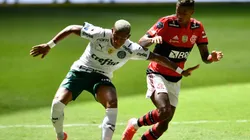 Neymar brinca com pênaltis perdidos na decisão da Supercopa do Brasil. (Foto: AGIF)