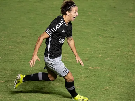 Matías Galarza revela sonho de continuar no Vasco