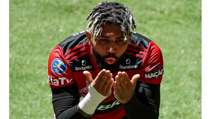 Camisa 9 foi fundamental para a conquista rubro-negra na Supercopa do Brasil (Foto: Getty Images)