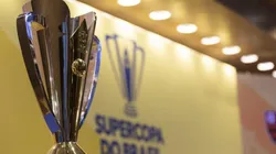 Taça da Supercopa do Brasil. (Thais Magalhães/CBF)