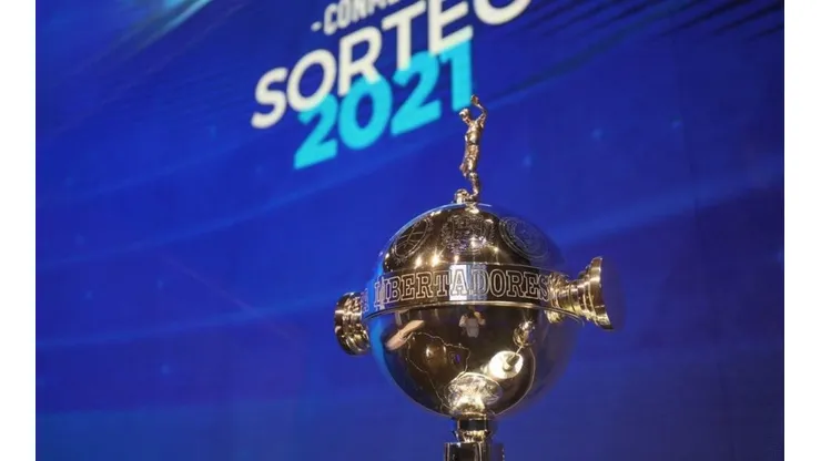 Imprensa sul-americana repercute definição de grupos na Libertadores. (Foto: Twitter/Conmebol)