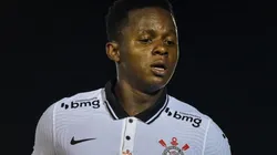 Após reclamação de Mancini, preparador esclarece situação de Cazares