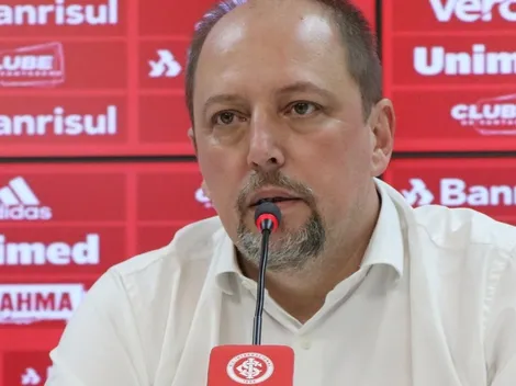 Barcellos solta nota oficial e expõe inúmeras demissões no Internacional