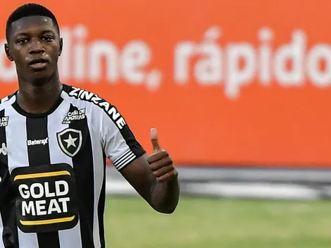 Botafogo "bate o pé" e negociação por Babi ganha mais capítulos no Athletico