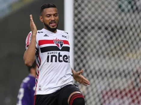 Reinaldo dá susto no São Paulo antes da reestreia no Campeonato Paulista