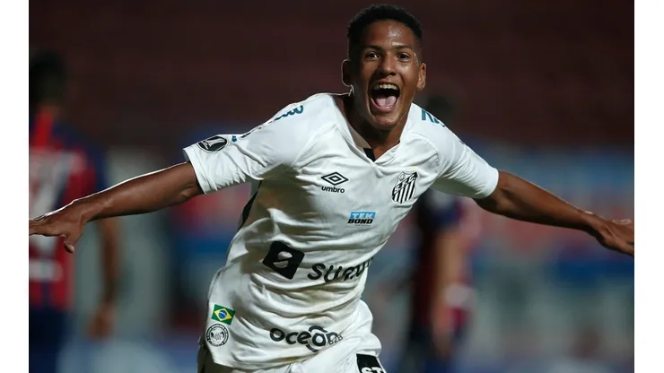 Após fazer história na Libertadores, Ângelo ganhou espaço no jornal argentino 'Olé'