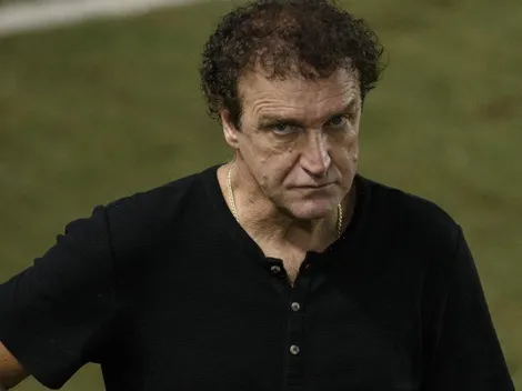 Cuca não alivia e veta participação de meio-campista no duelo contra o Pouso Alegre