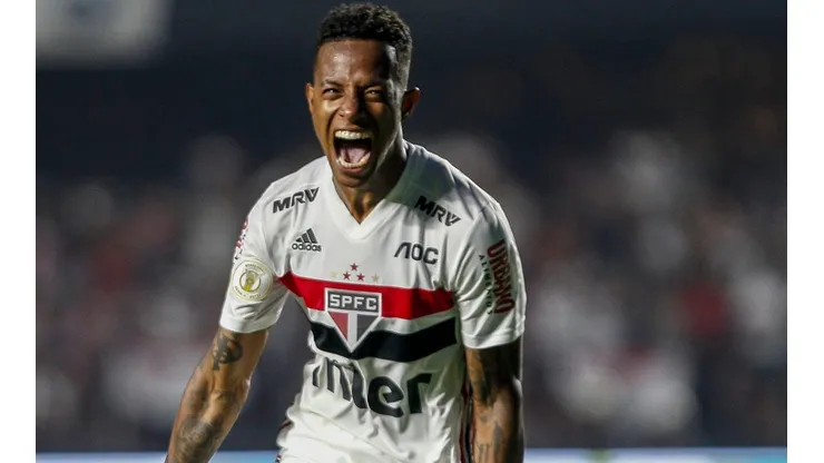 Atlético-MG anunciou a contratação de Tchê Tchê, ex-São Paulo