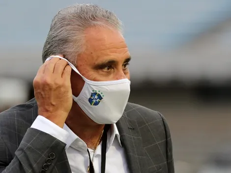 Técnico da seleção brasileira, Tite recebe a primeira dose da vacina contra a Covid-19