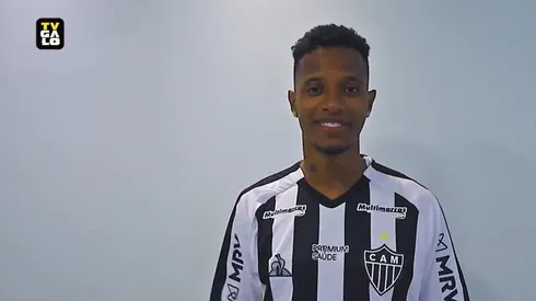 Tchê Tchê já treina com o elenco do Atlético-MG e espera regularização no BID para estrear pelo clube mineiro. (Foto: Reprodução Twitter)