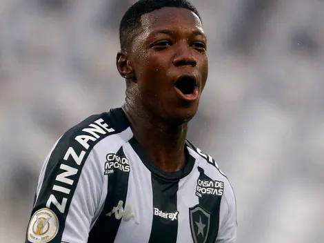 Babi escolhe Athletico e Fluminense se revolta com postura de atacante do Botafogo