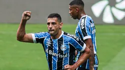 Atacante falou sobre o estilo de jogo do companheiro - Foto: Fernando Alves/AGIF.