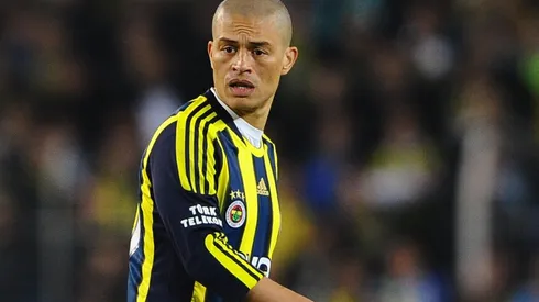 Alex foi apresentado como treinador do sub-20 nesta segunda-feira (Foto: Getty Images)