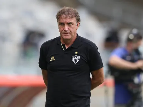 Cuca rebate críticas e explica ausência de 'xodó' da torcida
