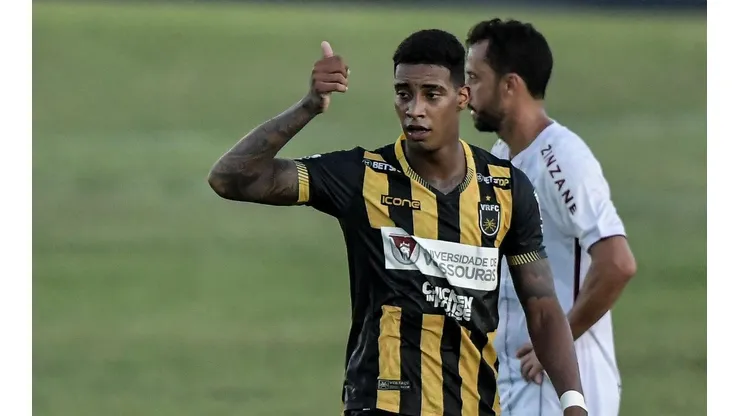 Alef vive grande fase no Volta Redonda - Foto: Thiago Ribeiro/AGIF.