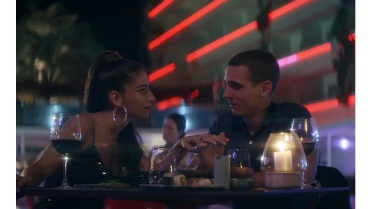 Miguel Herran em cena de "Até o Céu", novo filme da Netflix