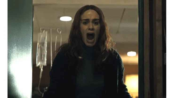 Sarah Paulson em cena de "Fuja", filme da Netflix
