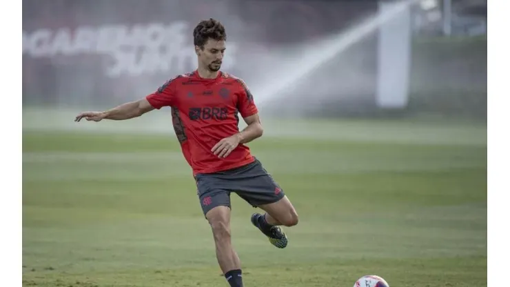 Flamengo: Rodrigo Caio treina normalmente e poderá estrear na temporada contra Madureira