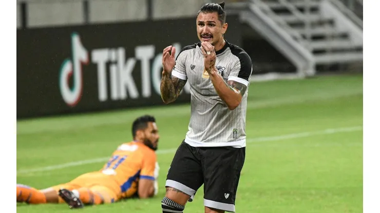 Foto: Kely Pereira/AGIF