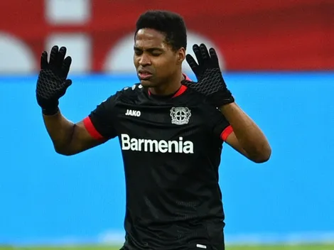 Douglas Costa faz 'lobby' na janela e lateral Wendell é indicado para voltar ao Grêmio
