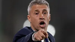 Crespo não terá seu melhor jogador diante do Corinthians.