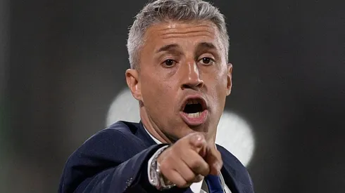 Crespo não terá seu melhor jogador diante do Corinthians.