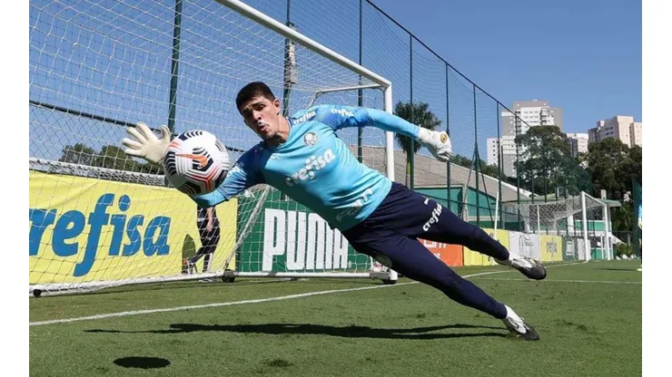 Palmeiras está prestes a renovar contrato do goleiro Vinicius Silvestre