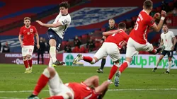 Inglaterra vence no final contra Polônia em jogo sofrido