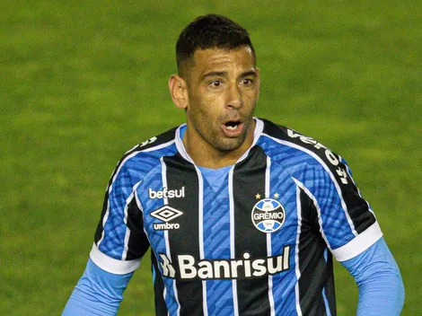 Concorrente para DS, atacante volta a ser ventilado e torcida expõe insatisfação