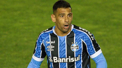 Diego Souza deve ganhar um concorrente na posição - Foto: Fernando Alves/AGIF.