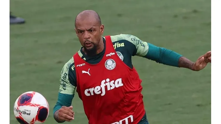 Felipe Melo critica imprensa por especulações envolvendo negociação com Boca Juniors