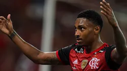 Vitinho foi citado pelos torcedores como moeda de troca - Foto: Thiago Ribeiro/AGIF.
