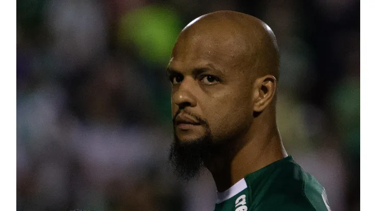 Felipe Melo é desejado pelo Boca Juniors - Foto: Rebeca Reis/AGIF.