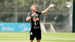 Mancini dá o recado sobre contratações no Corinthians: "Tem que vestir a camisa, jogar e não sair"