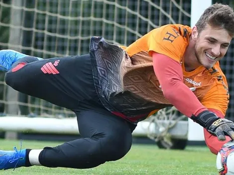 De olho na temporada 2021, Petraglia surpreende e anuncia renovação de goleiro até 2024