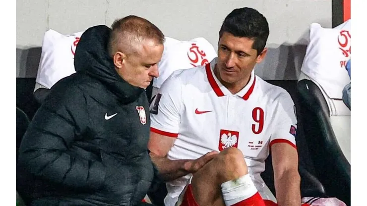 Lewandowski não jogará os dois confrontos com PSG na Champions League. (Foto: Getty Images)