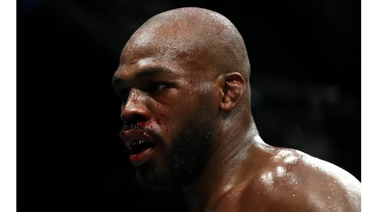 Jon Jones estava com a língua afiada no Twitter (Foto: Getty Images)