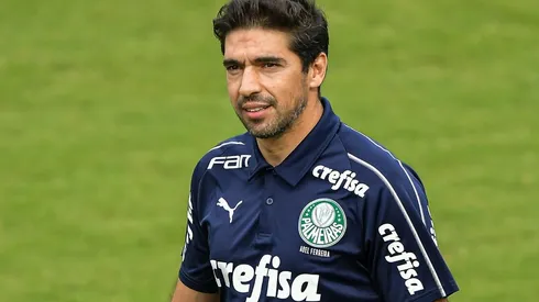 Treinador foi muito elogiado pelo zagueiro - Foto: Thiago Ribeiro/AGIF.