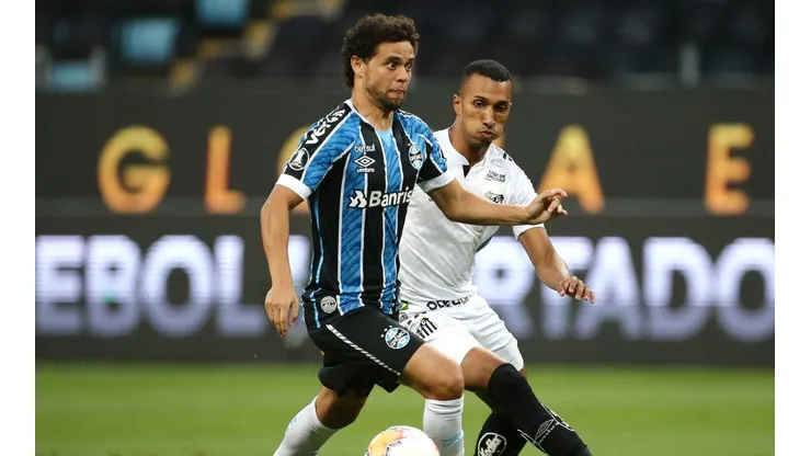 Ceará está perto de contratar Victor Ferraz, do Grêmio
