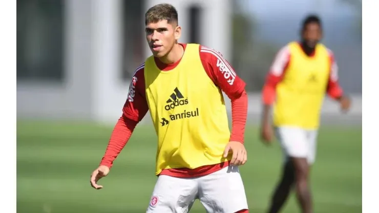 Internacional tem a volta de Carlos Palacios, que poderá estrear na quarta-feira