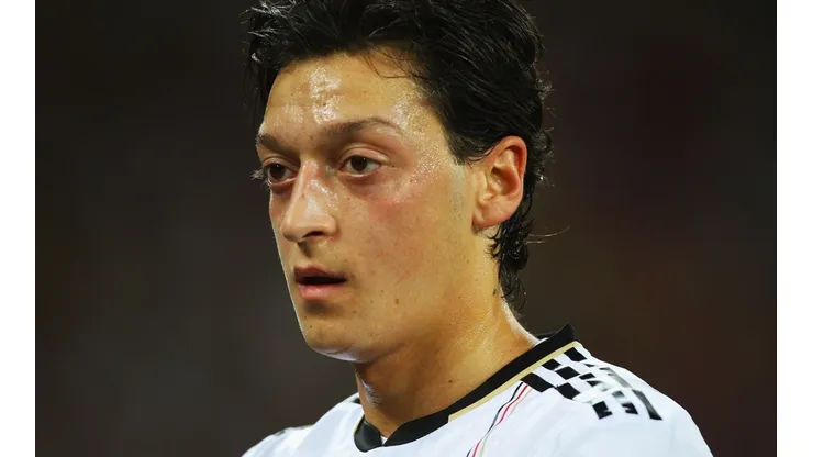 Ozil lamentou situação crítica do Brasil em relação à Covid-19
